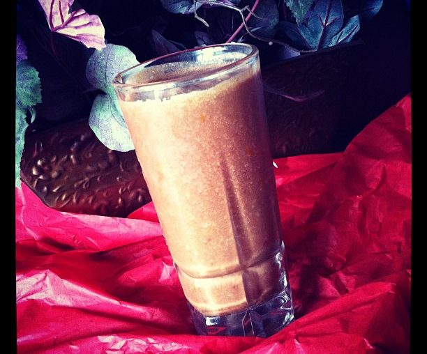 Cinco de Mayo Recipe: Strawberry Colada Green Smoothie